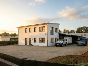 NURDA Referenzen Gewerbehaus 04 - Haus bauen in Hannover