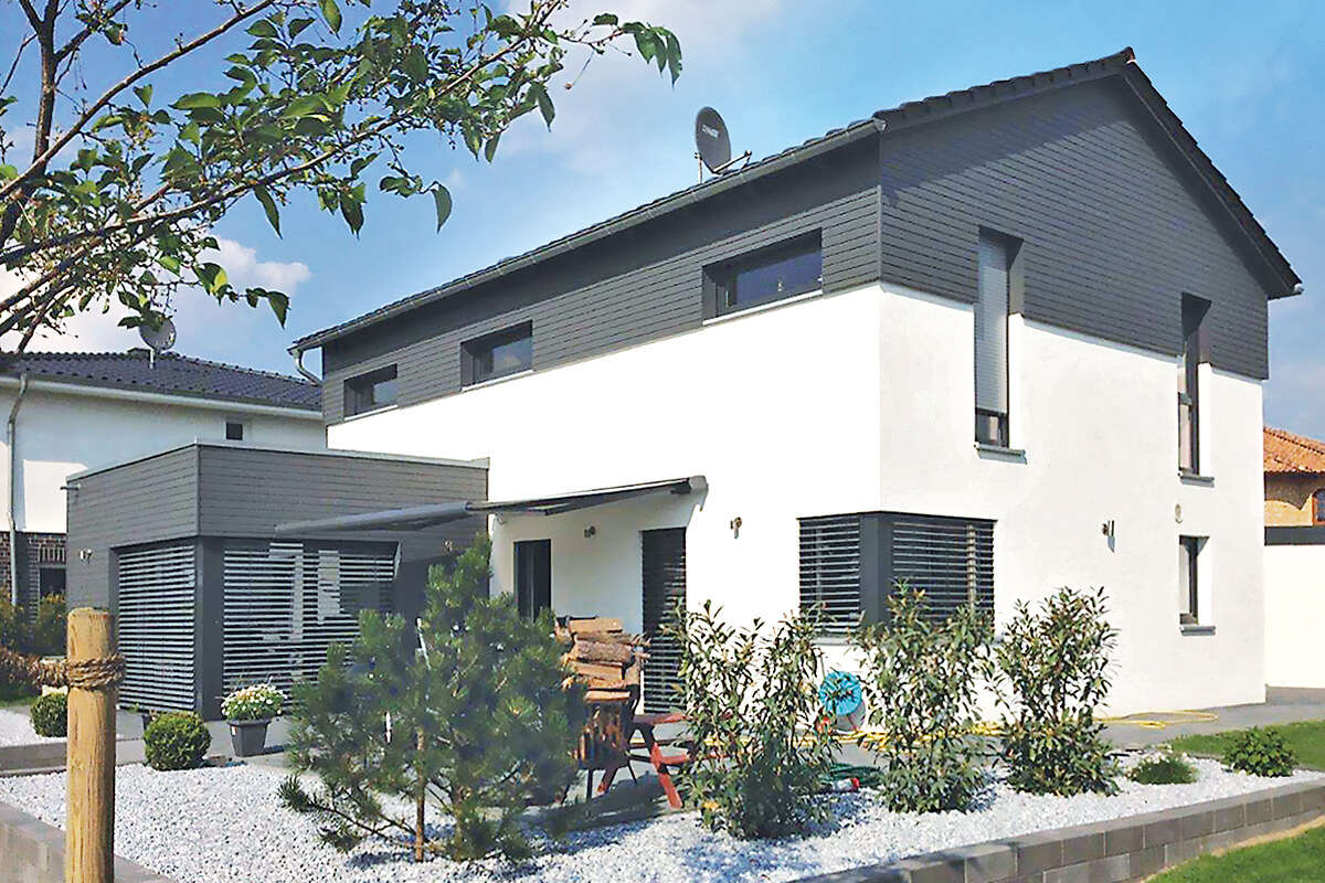 Ein Einfamilienhaus als Stadthaus massiv gebaut 160 qm Grundriss in Hannover Burgwedel.